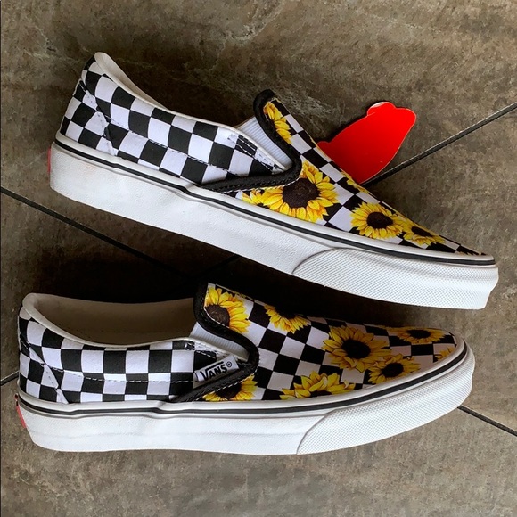 VANS CLASSIC SLIP ON CUSTOM SUNFLOWER/CHECKERBOARD - Picture 15 of 16